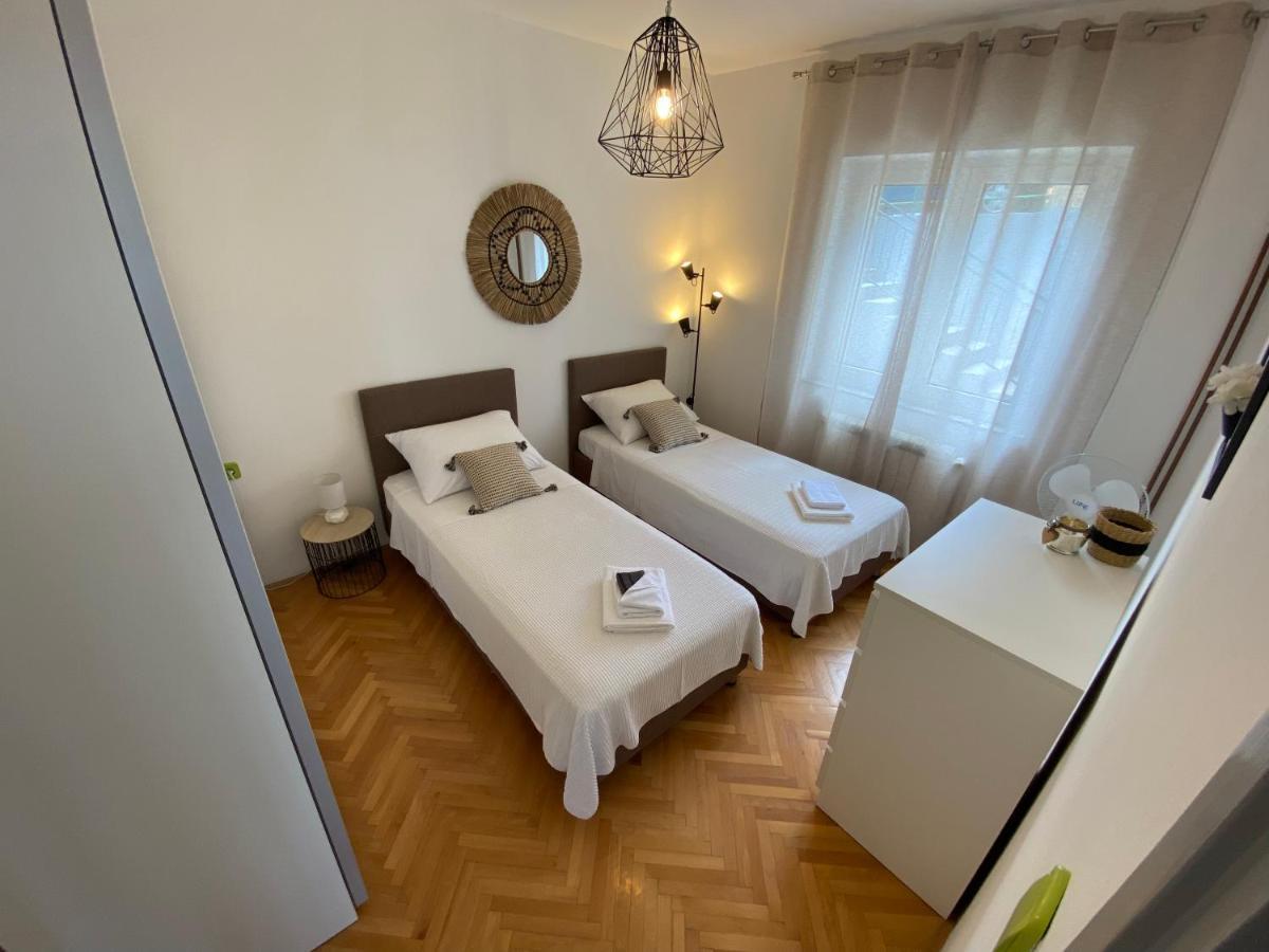 Apartman Betty Šibenik Kültér fotó