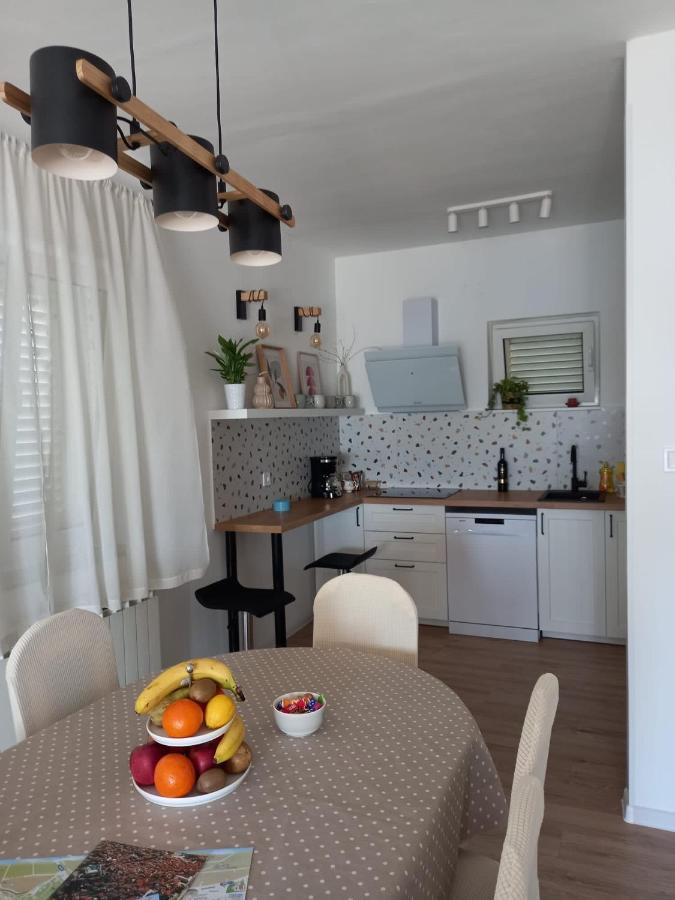 Apartman Betty Šibenik Kültér fotó