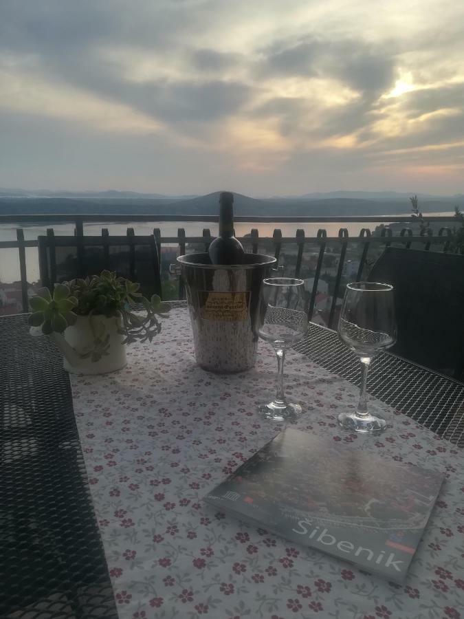 Apartman Betty Šibenik Kültér fotó